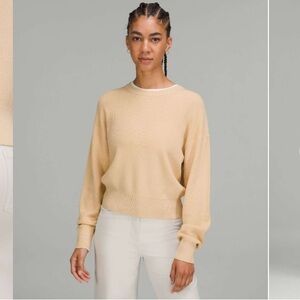Lululemon Crewneck Sweater Prosecco / Lemon Sorbet Size 10